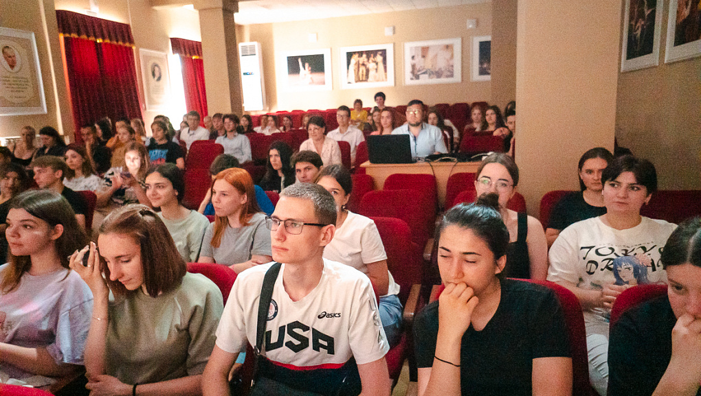 Создаем мосты дружбы между многонациональным студенчеством Кубани