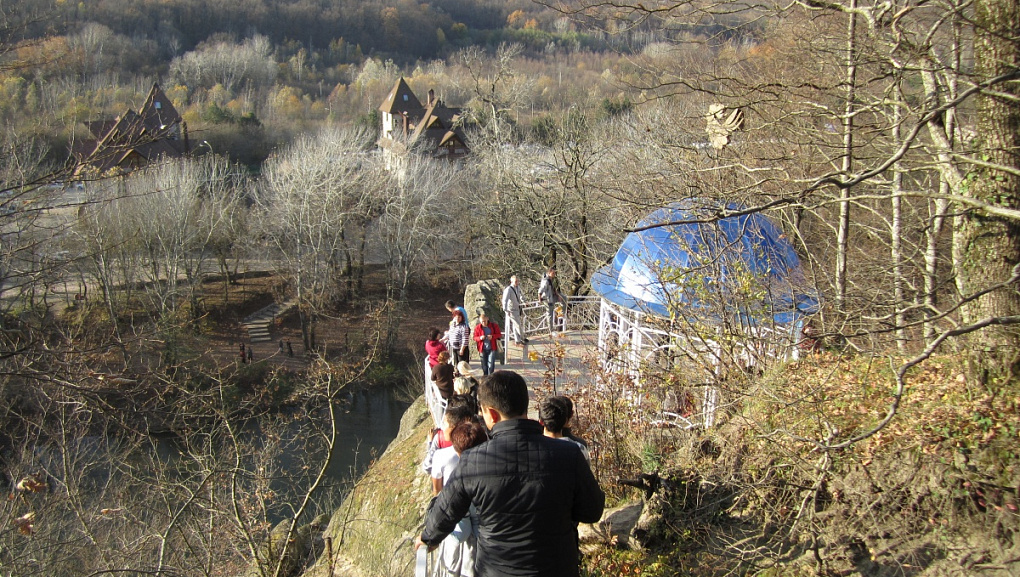 Trip of foreign students to the town of Goryachy Kluch