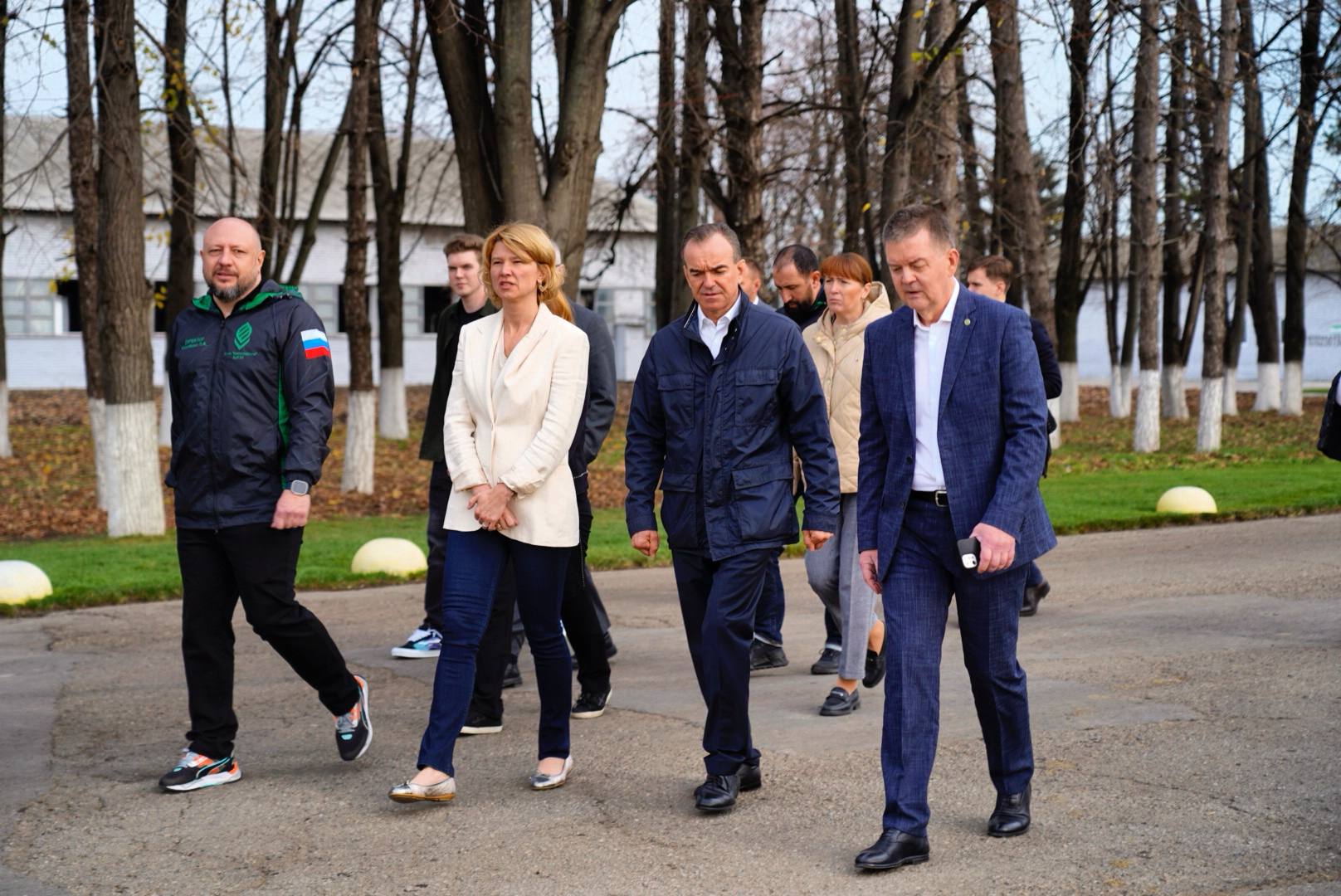 Глава Минсельхоза РФ Оксана Лут посетила учхоз «Краснодарское»