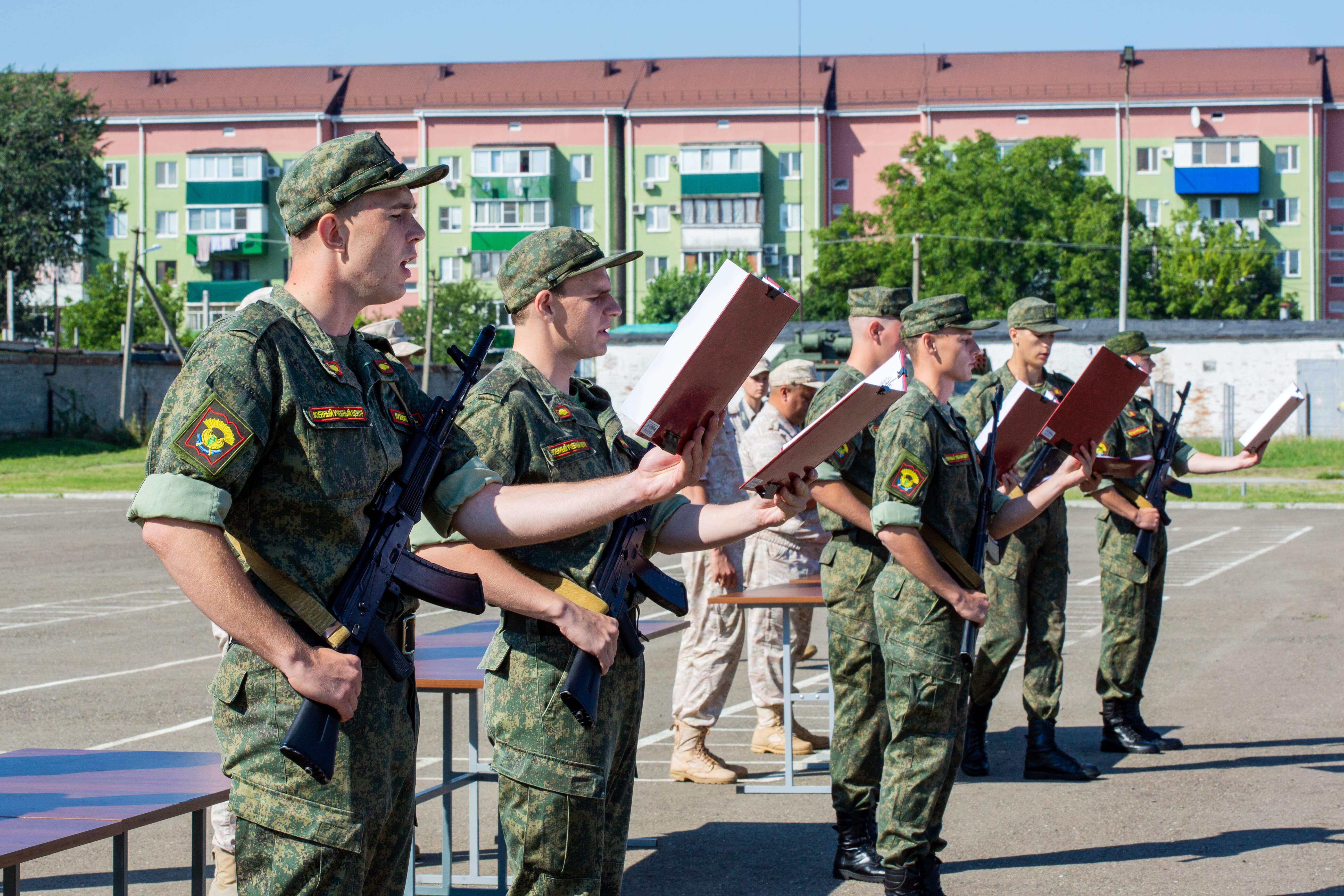 «Торжественно присягаю на верность своему Отечеству»