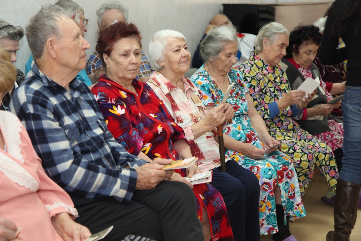 Студенты КубГАУ в госпитале для ветеранов войн им. профессора В. К. Красовитова