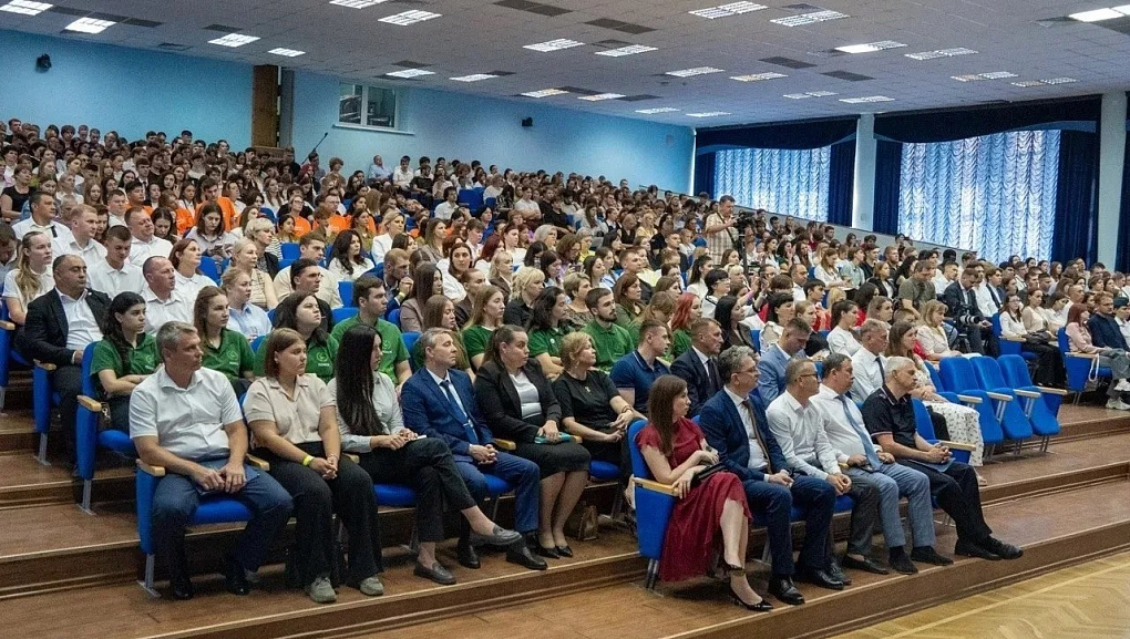 Диалог о безопасности молодежи