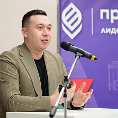 В КубГАУ вручили повышенные стипендии первокурсникам