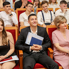 Завершили вручение дипломов о высшем образовании выпускникам Кубанского ГАУ!