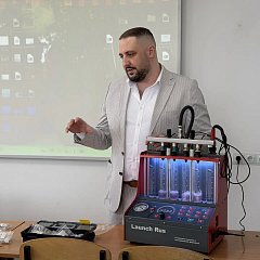 Практика и диалог