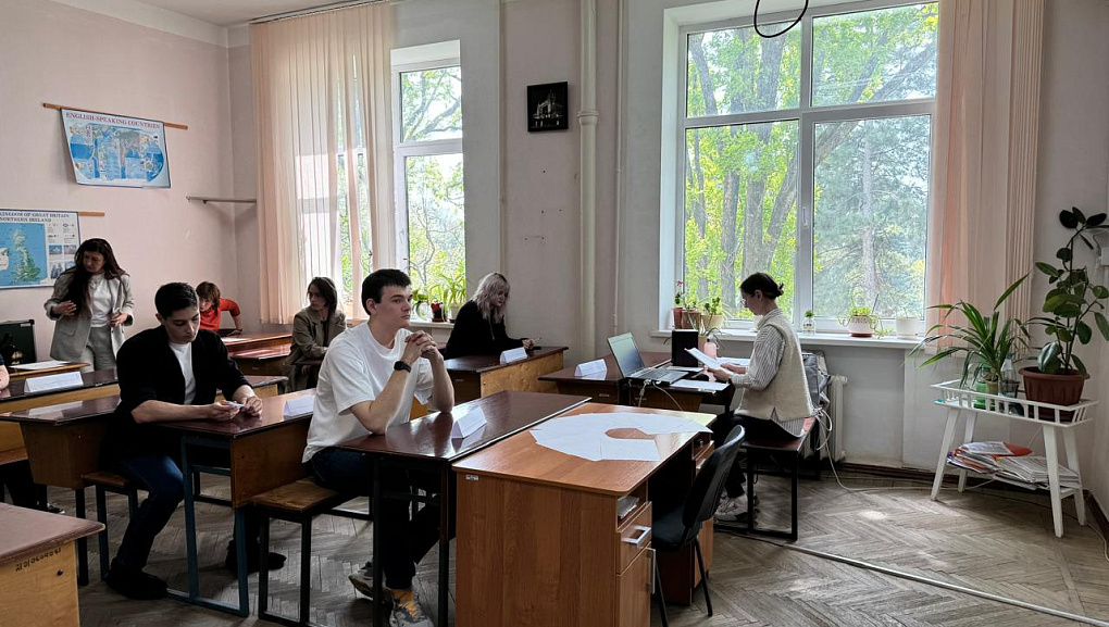 В КубГАУ прошла олимпиада по английскому языку «Никто не забыт, ничто не забыто»