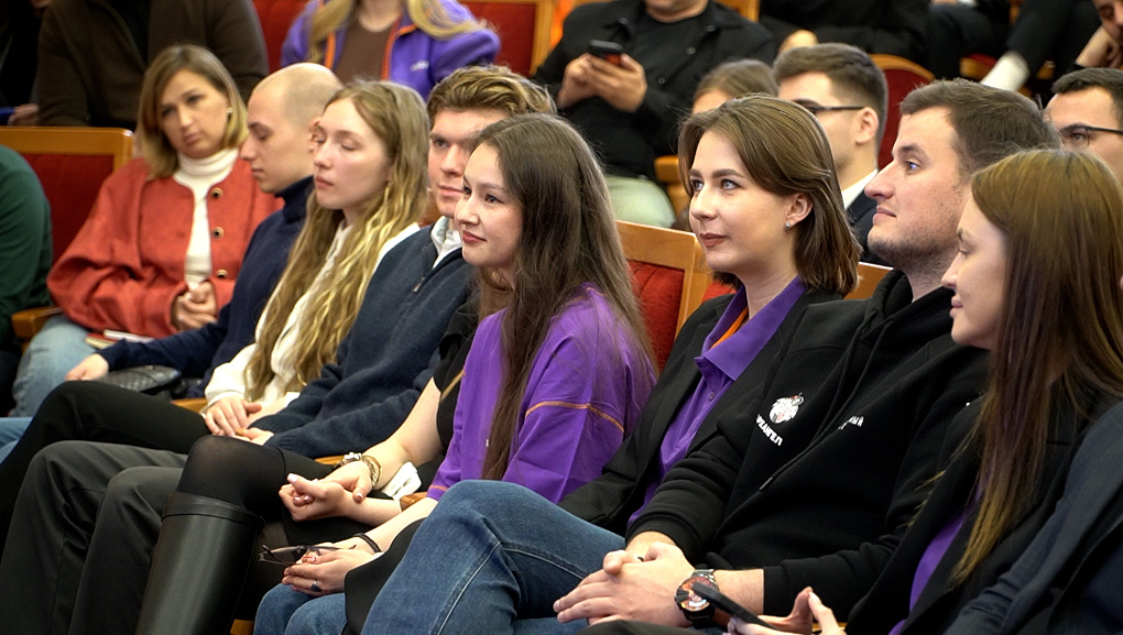 Добровольцы Кубани встретились с Артёмом Метелевым