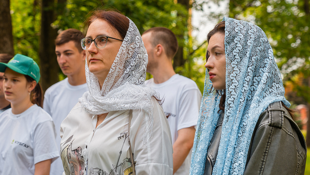 Живая память: в КубГАУ высадили платаны в честь 80-летия Великой Победы