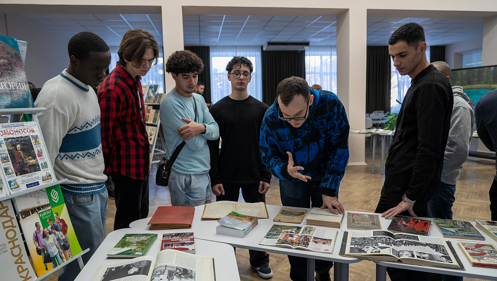 Путешествие в мир русской культуры