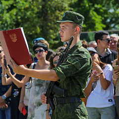Курсанты военного института дали присягу