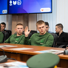 О традициях и памяти — в диалоге со студентами