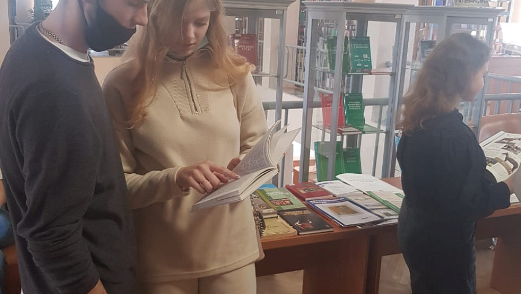 В библиотеке КубГАУ оформлена книжная выставка
