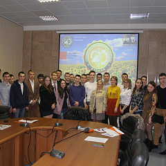Встреча командиров и комиссаров со специалистами молодежного кадрового центра