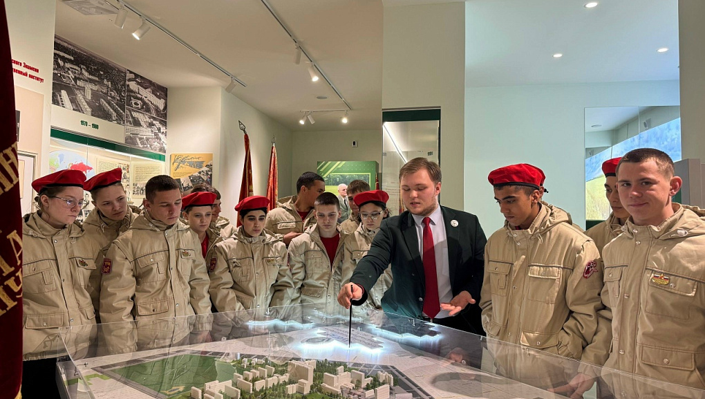 Кубанский ГАУ посетили кадеты Юнармии