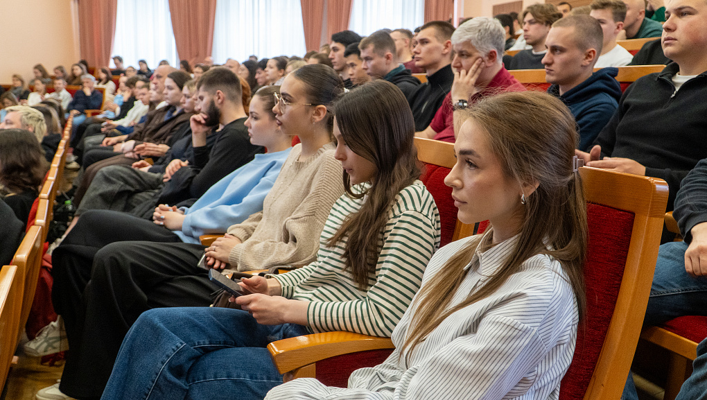 «Код безопасности»: кибердружины на защите интернет-пространства