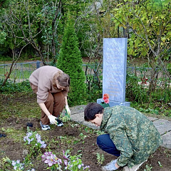 Студенты Кубанского ГАУ восстанавливают мемориал в урочище «Поднависла»