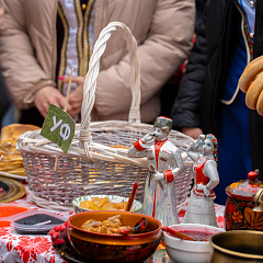 Пахнет солнцем и блинами – нынче Масленица с нами!