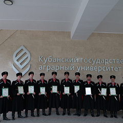 Казачья сотня КубГАУ: студенты-казаки вернулись с Парада Победы и рассказали о своем пути