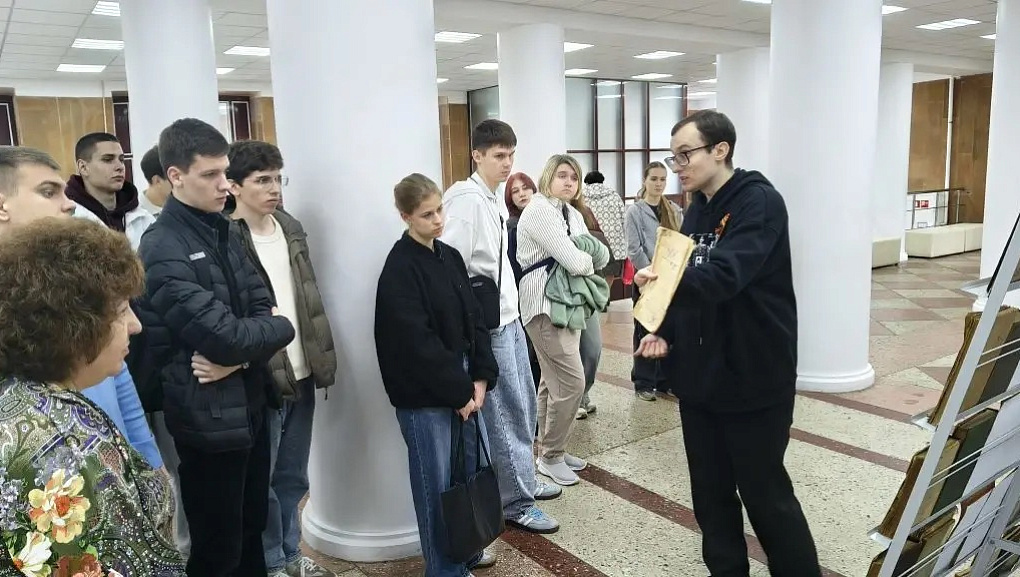 В КубГАУ проводится выставка-беседа «Они среди нас»