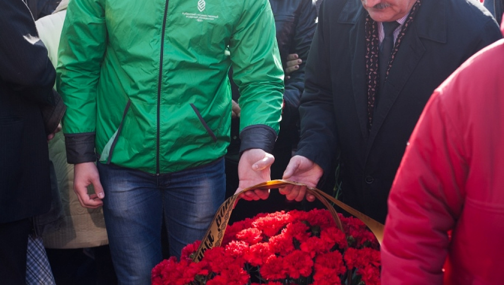 Студенты КубГАУ почтили память погибших в Афганистане