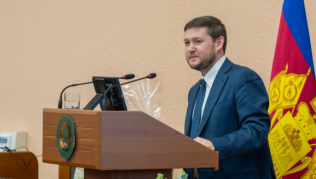 Экономическому факультету КУБГАУ – 65 лет