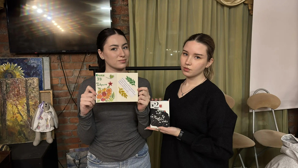 Студенты Кубанского ГАУ поздравили бойцов в военном госпитале с Днём защитника Отечества