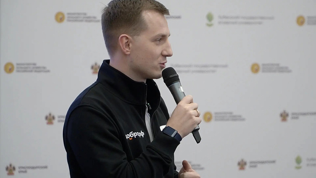 Добровольцы Кубани встретились с Артёмом Метелевым