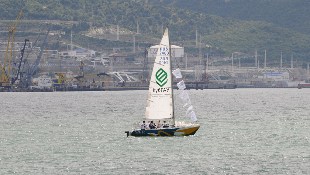 Команда КубГАУ участвует в Международном яхтенном фестивале