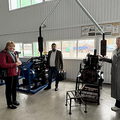 Практика и диалог