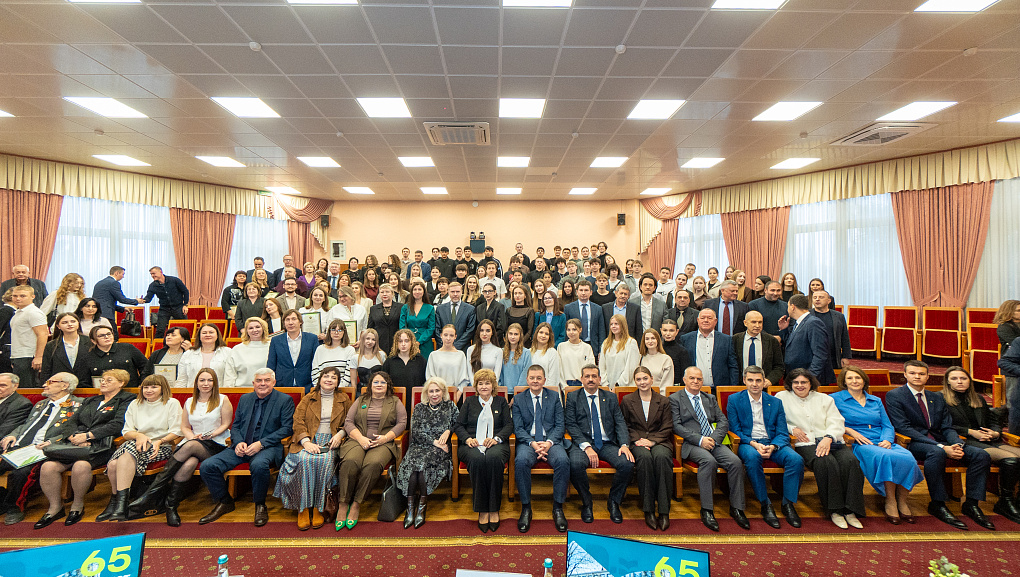 Экономическому факультету КУБГАУ – 65 лет