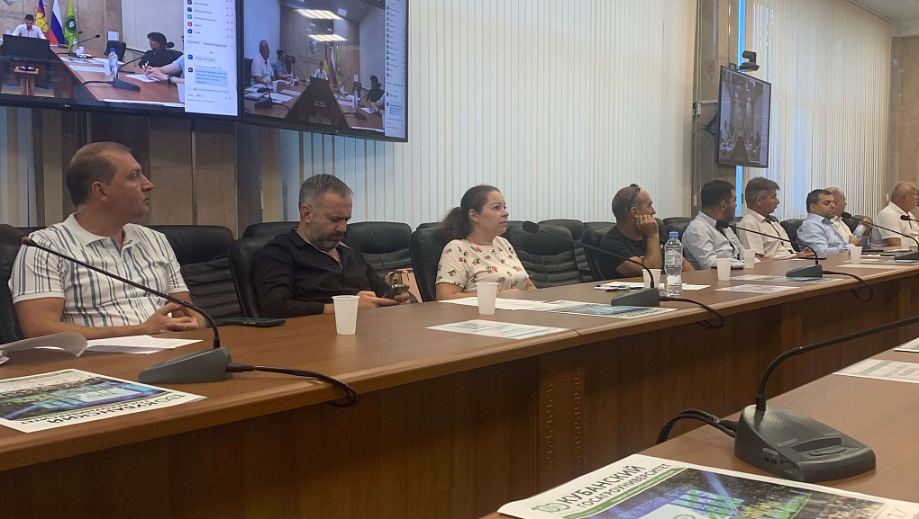 В Кубанском ГАУ прошёл круглый стол «Инновации в кормопроизводстве для рыб и ракообразных в условиях импортозамещения»