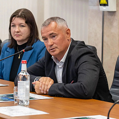 Герои рядом