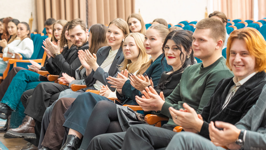 В КубГАУ наградили творческую молодёжь по итогам 2025 года