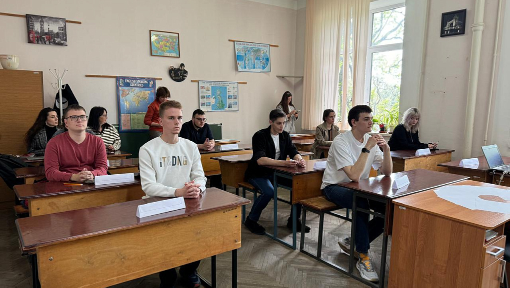 В КубГАУ прошла олимпиада по английскому языку «Никто не забыт, ничто не забыто»