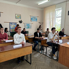 В КубГАУ прошла олимпиада по английскому языку «Никто не забыт, ничто не забыто»