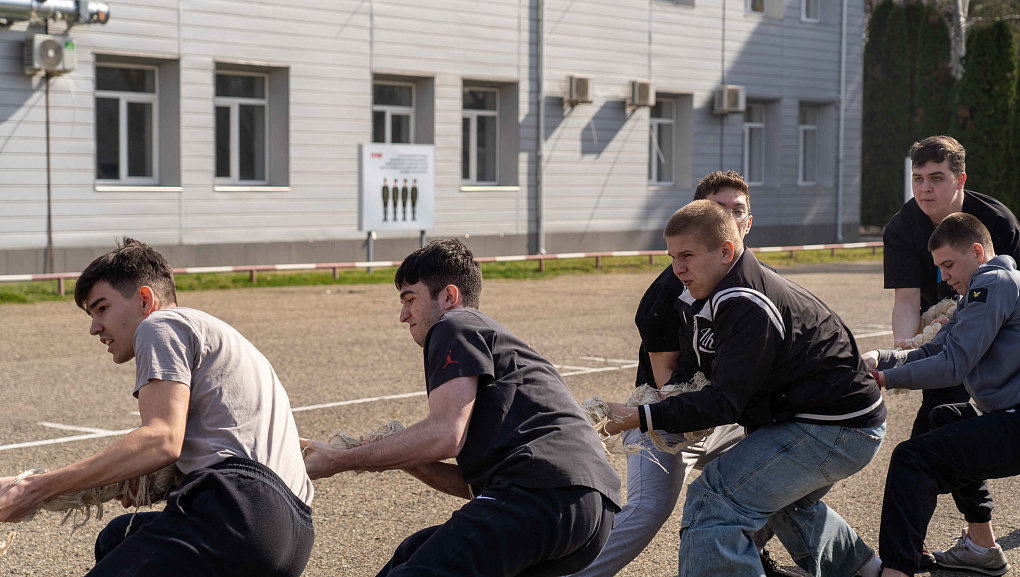 Соревнования «А ну-ка, парни!» в День рождения КубГАУ