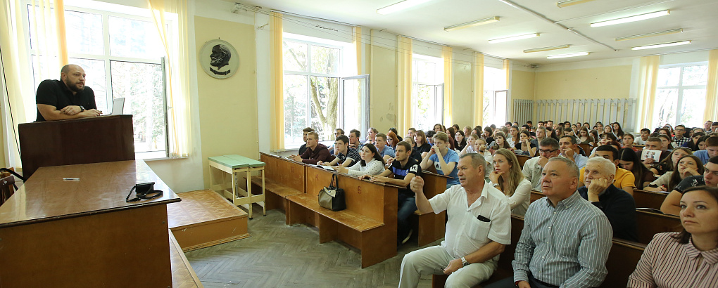 Знания дополнили опытом