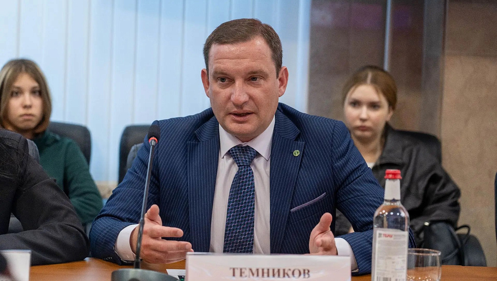 Герои рядом