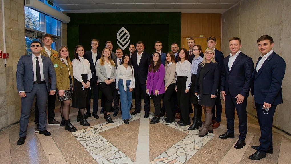 В КубГАУ студенты встретились с мэром Краснодара