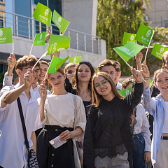  Freshmen Dedication to Students