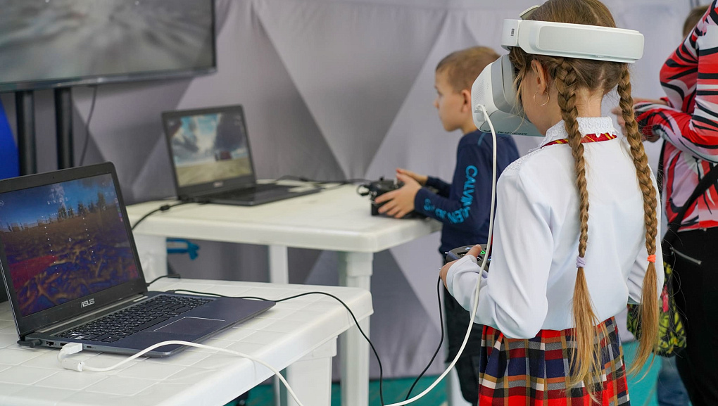 В КубГАУ прошел фестиваль авиамоделирования для школьников «Технофест»!