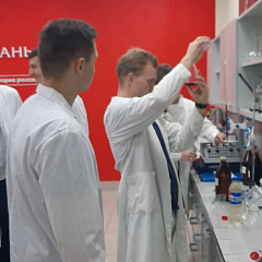 Участники движения Российских студенческих отрядов осваивают рабочую профессию