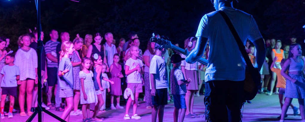 Яркий аккорд уходящего лета